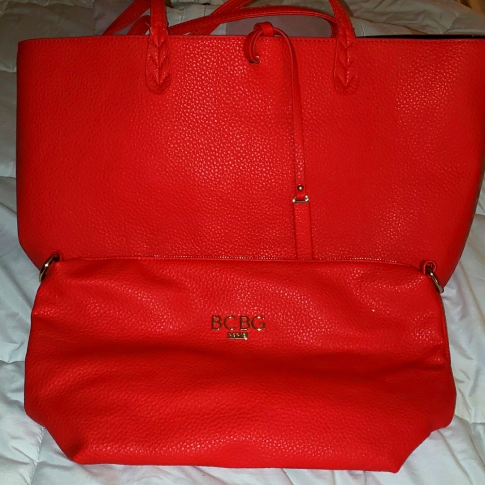 BCBG RED LEATHER TOTE W/ SHOULDER BAG